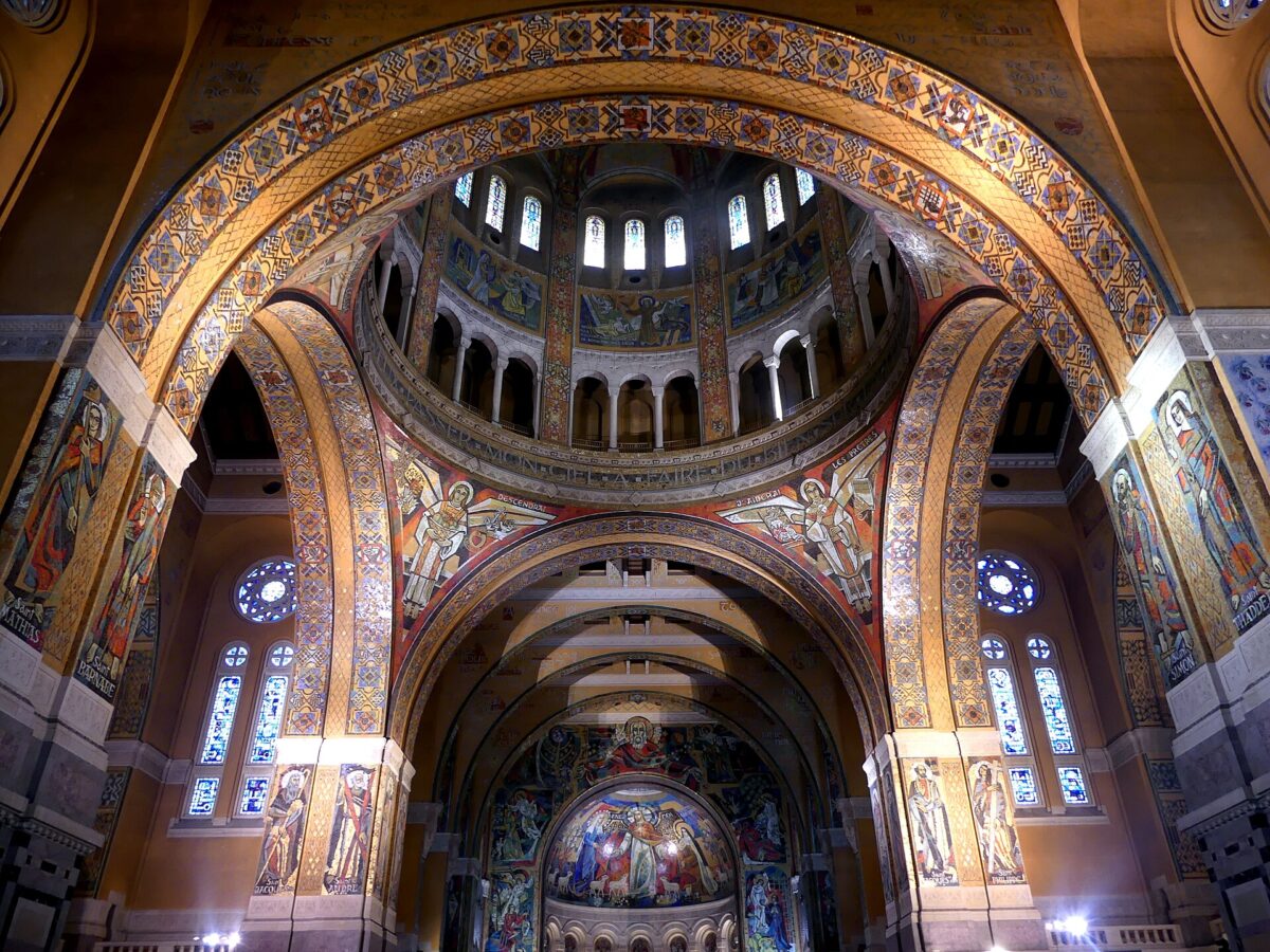 La nef et la coupole de la basilique