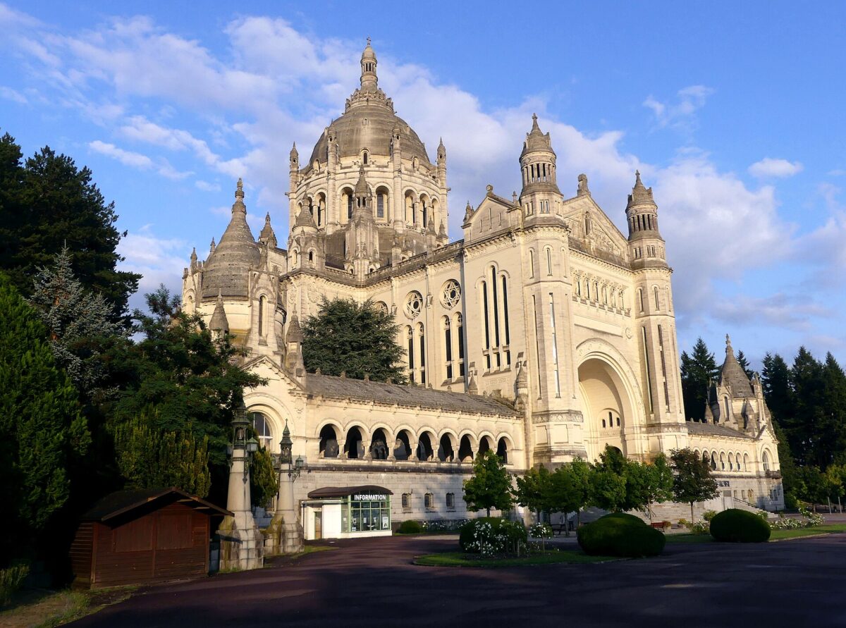 Lisieux en fin d'après-midi