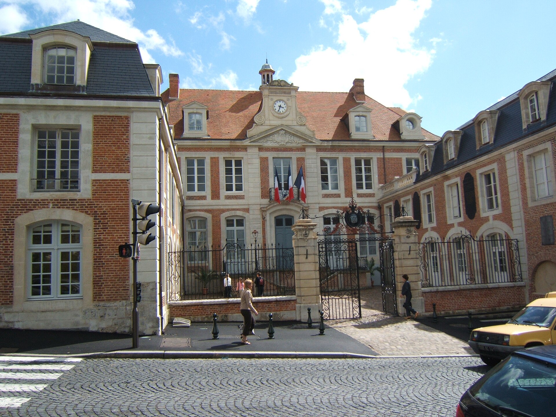 L'hôtel de ville de Lisieux