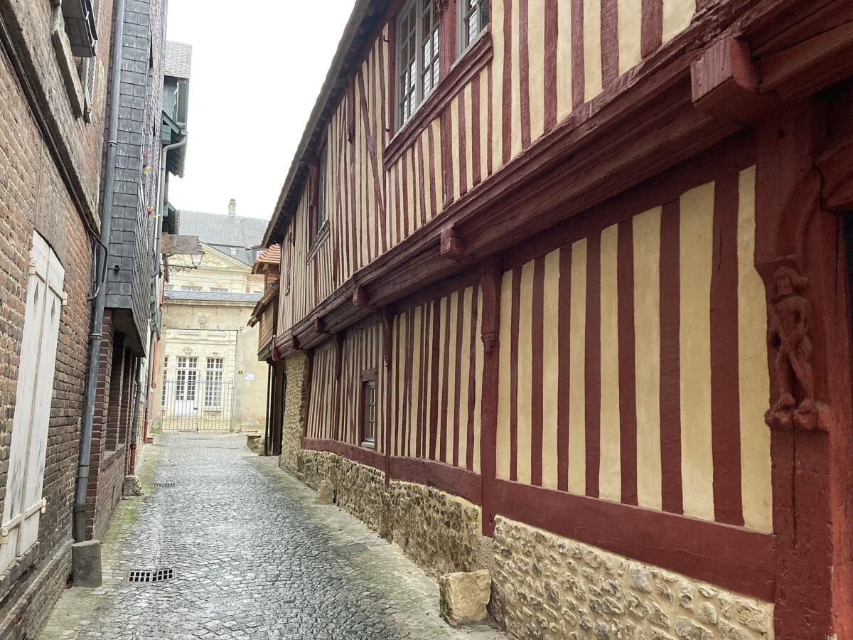 Le manoir Desmares, rue Aristide-Briand