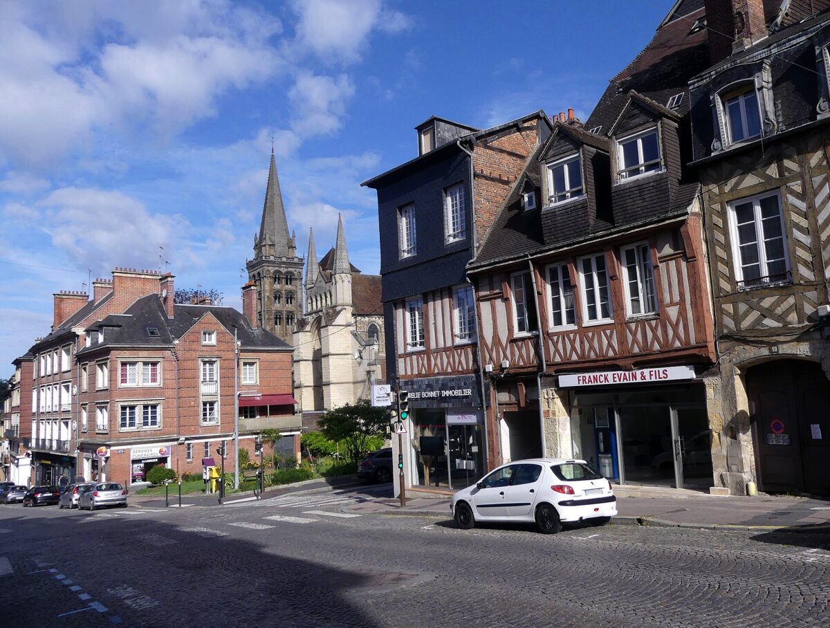 La rue Henry-Chéron et ses pans de bois